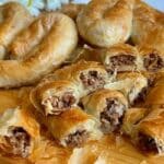 El Açması Nefis Kıymalı Börek Tarifi