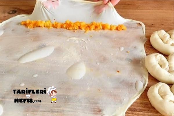 El Açması Patatesli Börek Tarifi