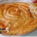 1 Tepsi Çıtır Çıtır Peynirli El Açması Börek Tarifi