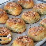 Ispanaklı Gül Böreği Tarifi