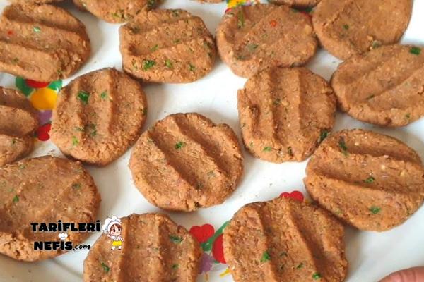 Fırında Etsiz Mercimek Köftesi Tarifi