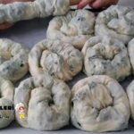 Ispanaklı El Açması Börek
