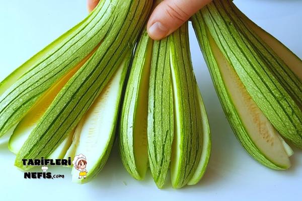 Çok Hafif Yazlık Kabak Yemeği Tarifi
