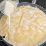 Peynirli El Açması Tava Böreği