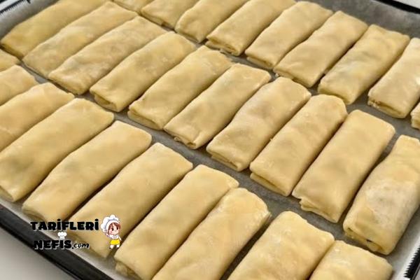 Kat Kat El Açması Börek Tarifi