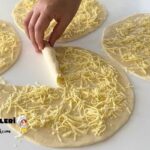 Kat Kat Poğaça Tarifi