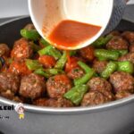Patatesli Sulu Köfte Yemeği