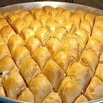 Cevizli Ev Baklavası Tarifi