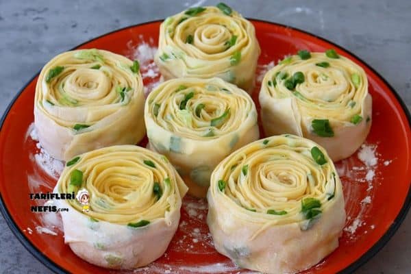 Çıtır Katlı Börek Tarifi