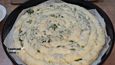 El Açması Çıtır Ispanaklı Börek Tarifi