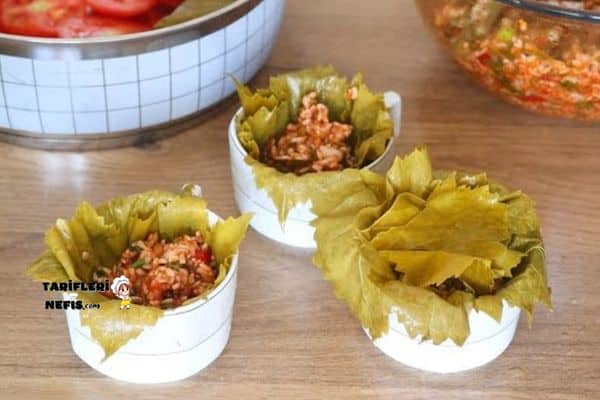 Fincan Usulü Yaprak Sarması