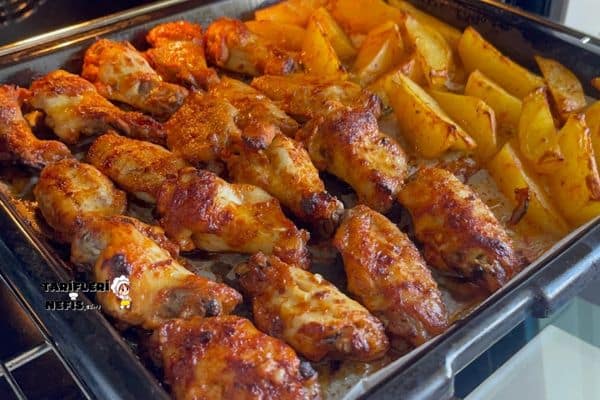 Fırında Mangal Lezzetinde Tavuk Kanat