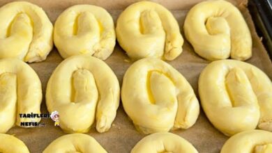 Kat Kat Çıtır Kıymalı Börek Tarifi