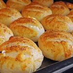 Kat Kat Milföy Poğaça Tarifi