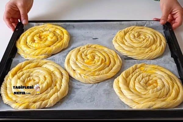 Katmer Börek Tarifi