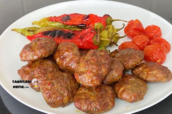 Kebap Tadında Izgara Köfte Tarifi