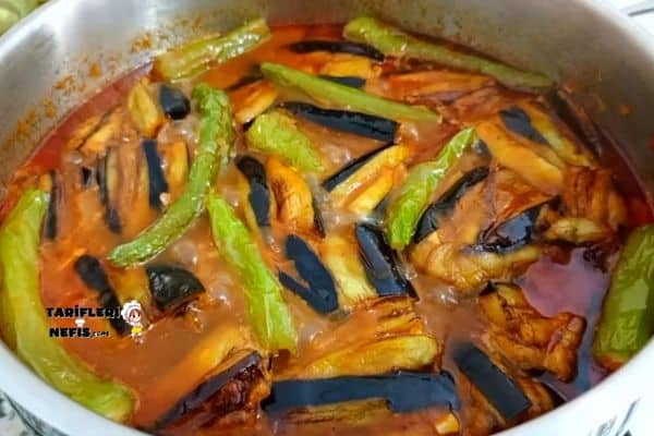 Nefis Patlıcan Yemeği Tarifi