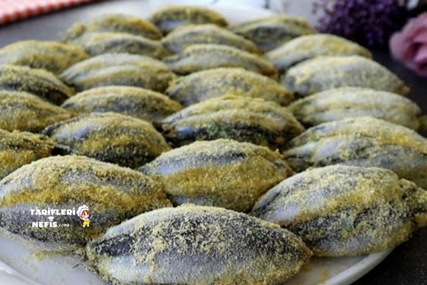 Kızartılmış ve fırınlanmış hamsi kuşu