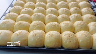 Tel tel ayrılan yumuşacık tereyağlı kahvaltılık poğaça