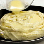 Az malzemeli, pratik kolay tava böreği veya gül böreği