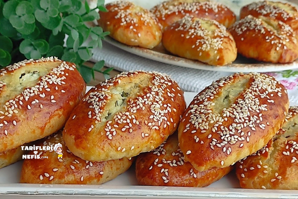 10 dakikada hazırlanan kıyır kıyır, yumuşacık peynirli poğaçalar